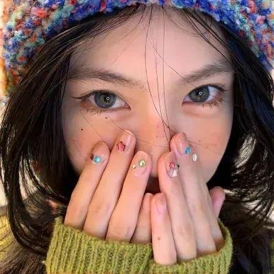 红色谜团